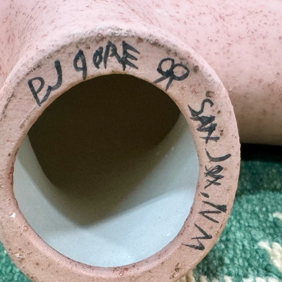 Vintage Native American Pottery Spirit Bear Hand Painted Signed BJ Gore - Picture 8 of 10